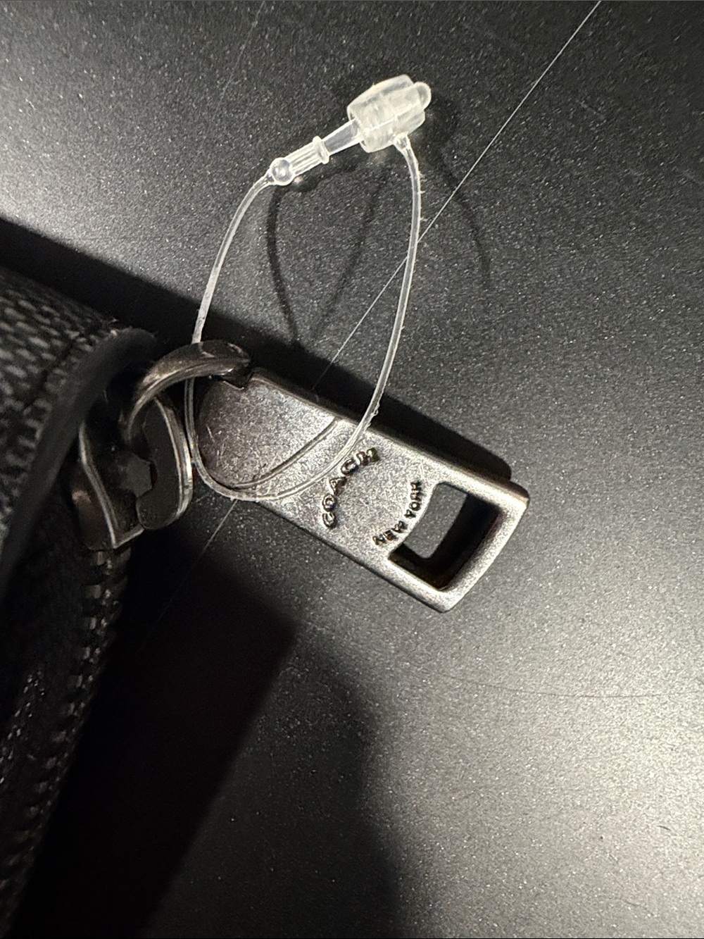 Coach second bag black & gray f32654 - Picture 6 of 9